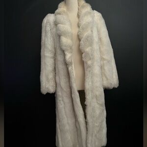 FAUX FUR COAT